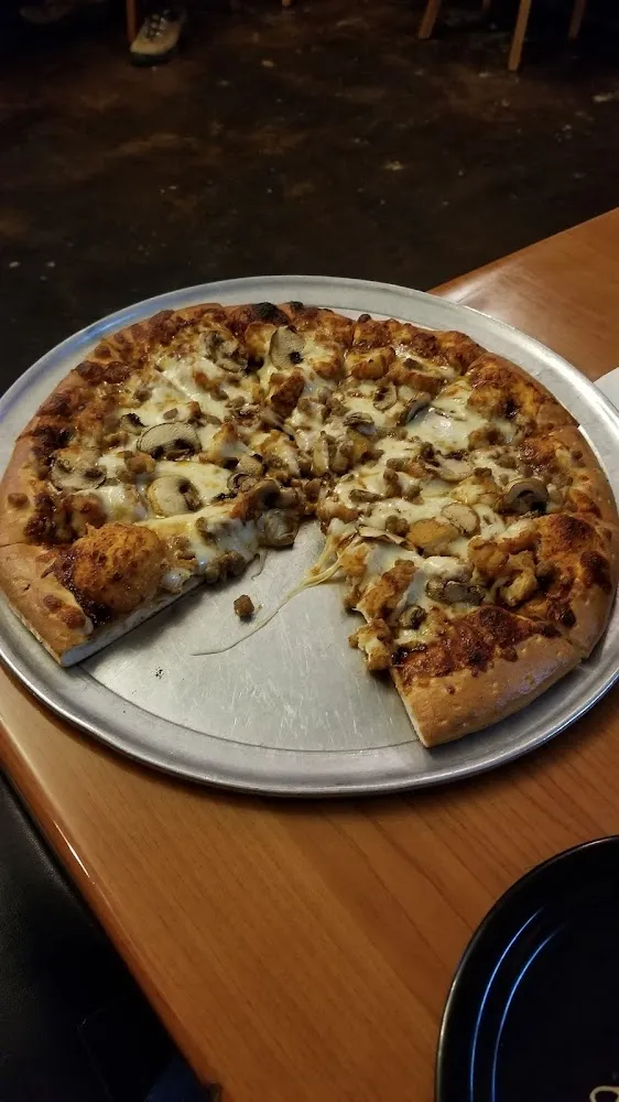 BBQ Chicken Pizza with Mushrooms